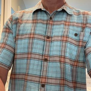 Patagonia XL summer weight short sleeve shirt.